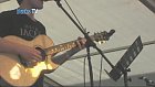 Michael Lee Performing at Hobbles