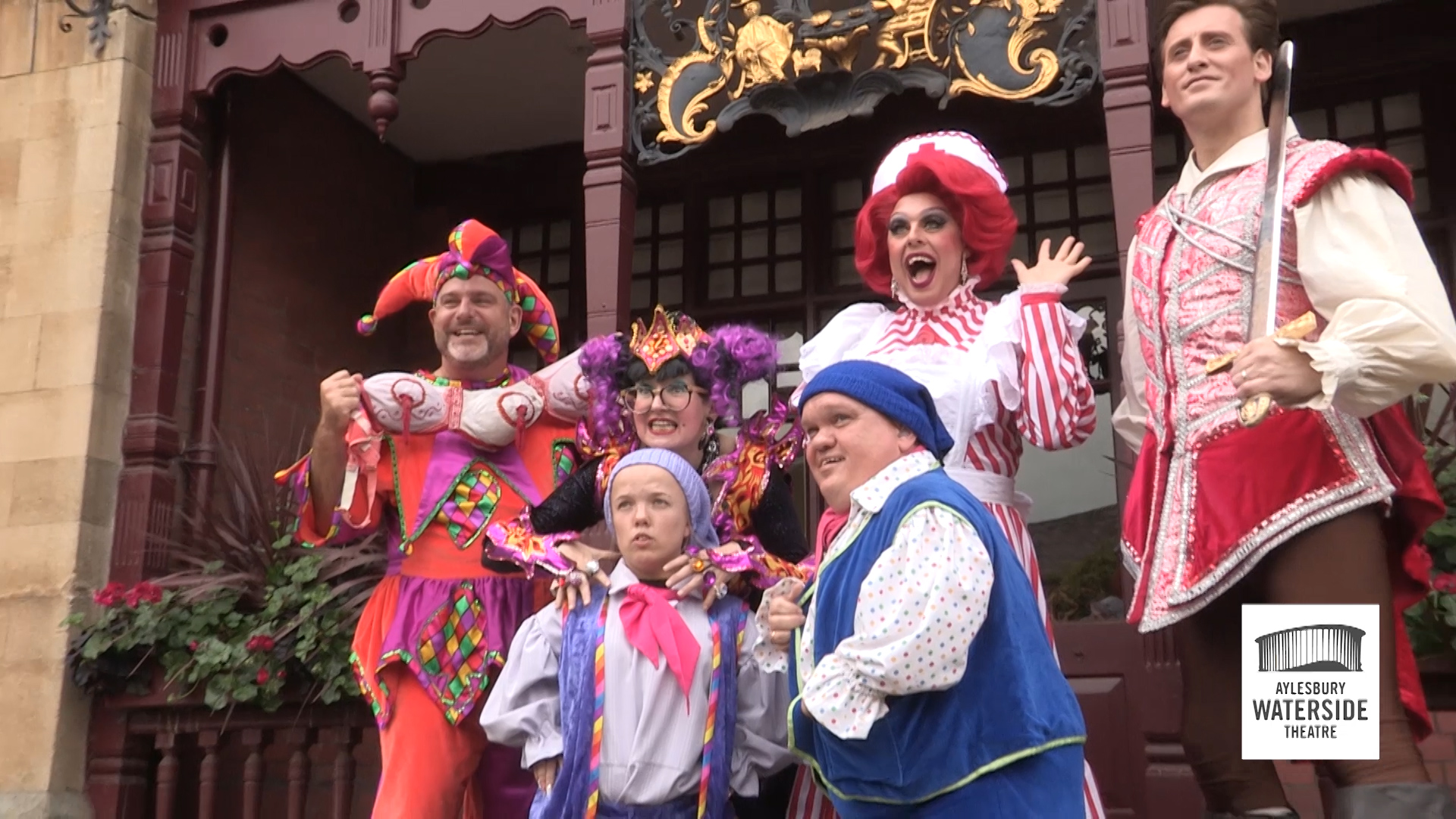 Snow White – Aylesbury Waterside Theatre – December 2017